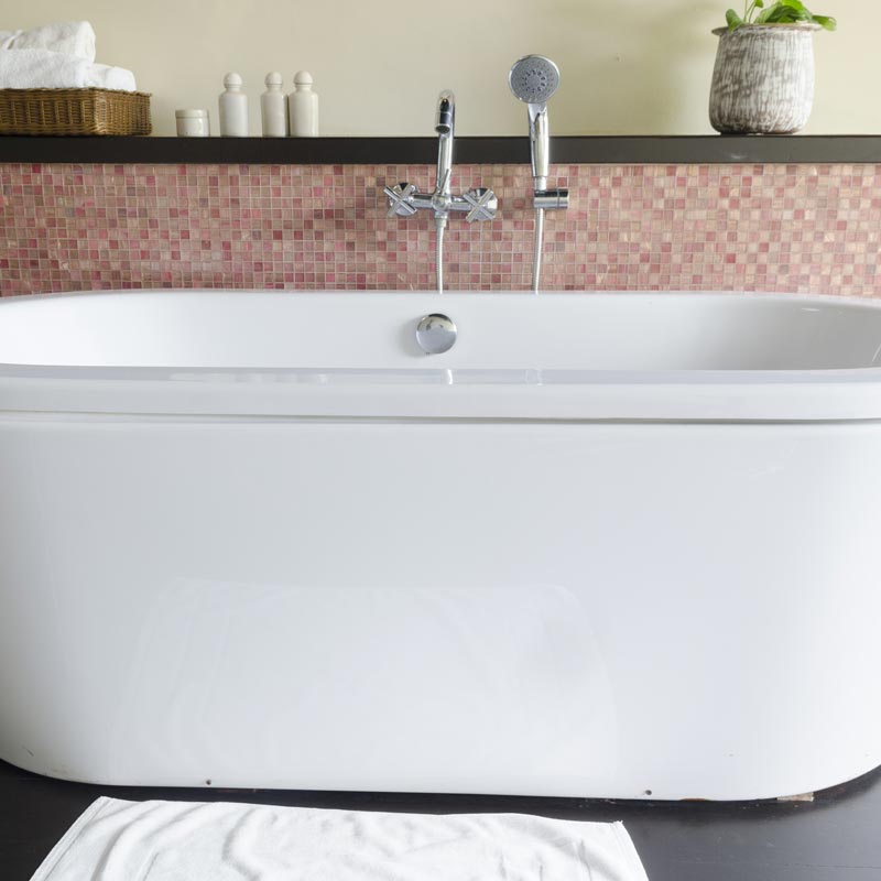 Hassle-Free Acrylic Bathtubs